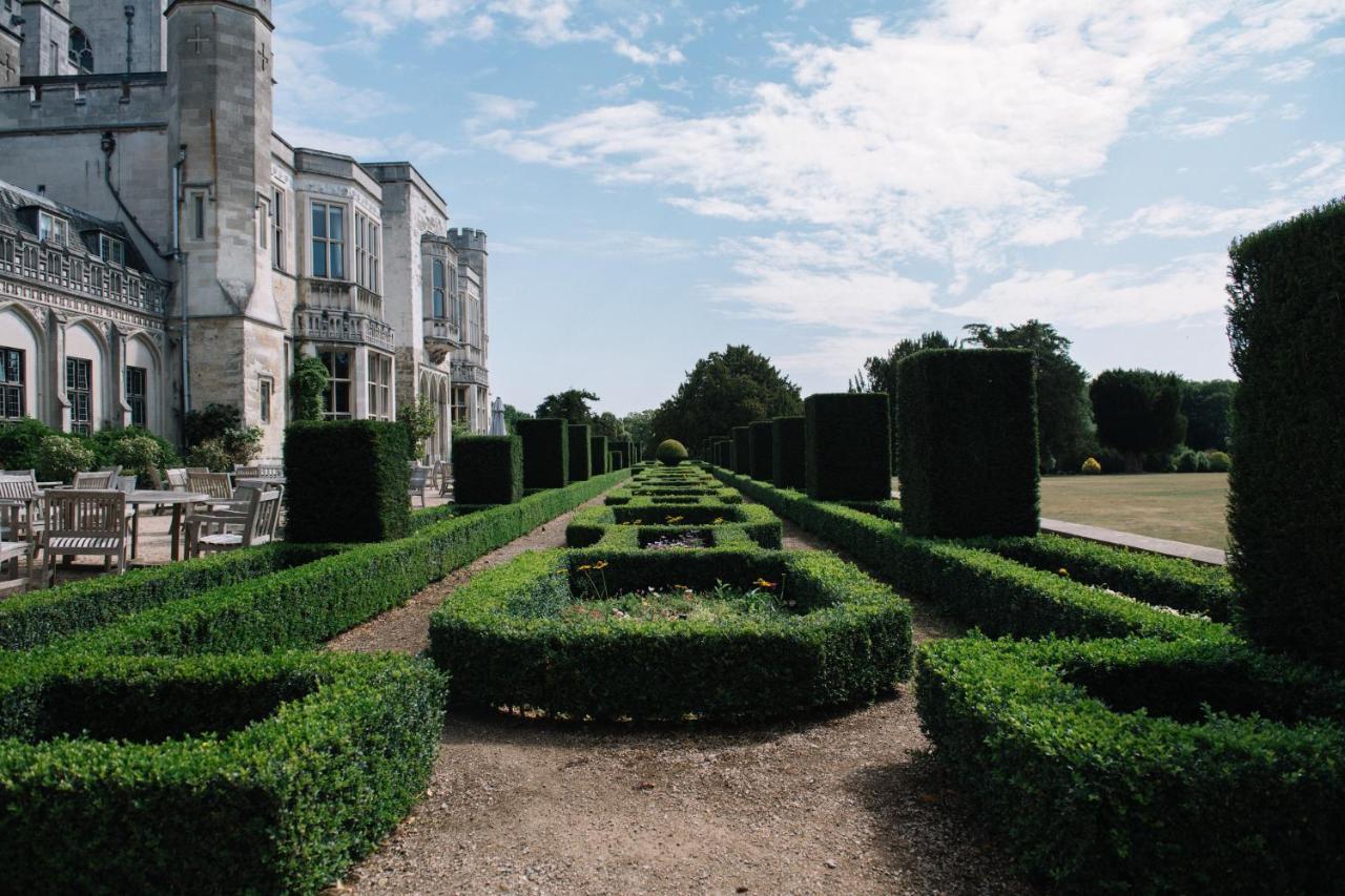 Отель Ashridge House Беркхамстед Экстерьер фото