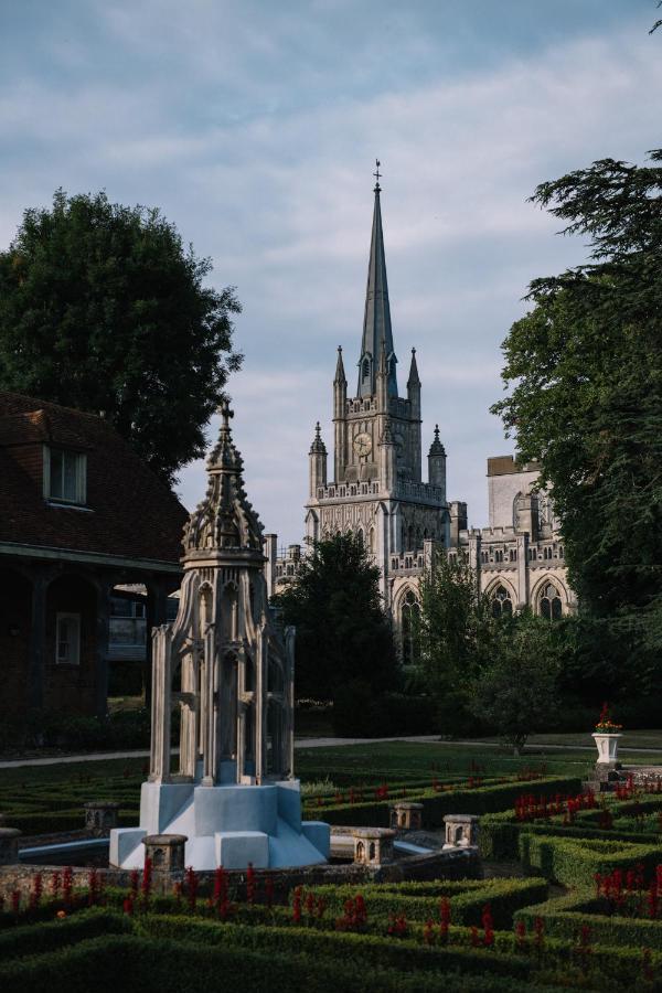 Отель Ashridge House Беркхамстед Экстерьер фото